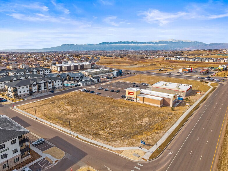 7452 Solace Forest View, Colorado Spgs, Colorado Springs, CO à vendre - Photo principale – Image 1 sur 15