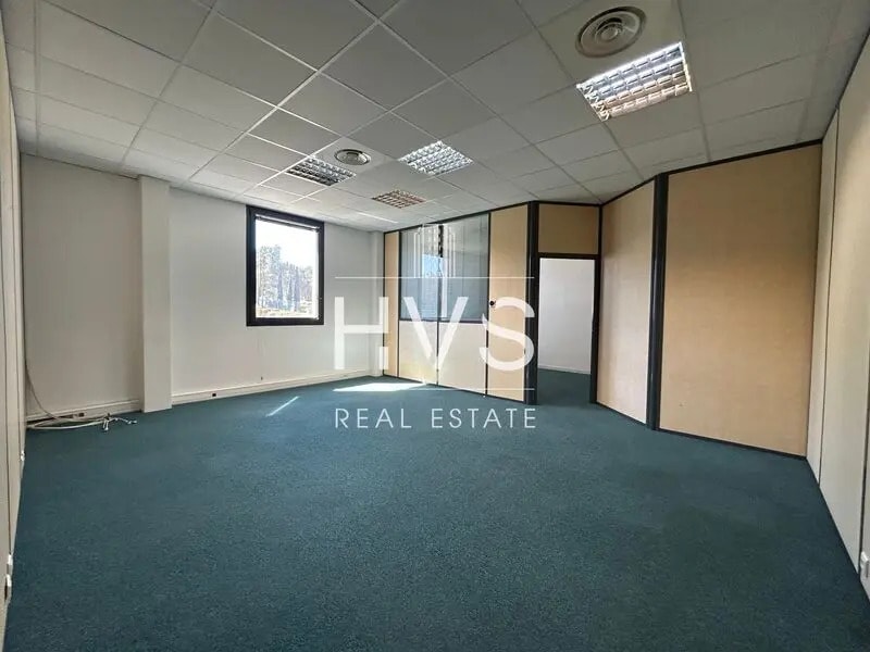 Bureau dans Aix-en-Provence à louer Photo intérieure– Image 1 sur 10