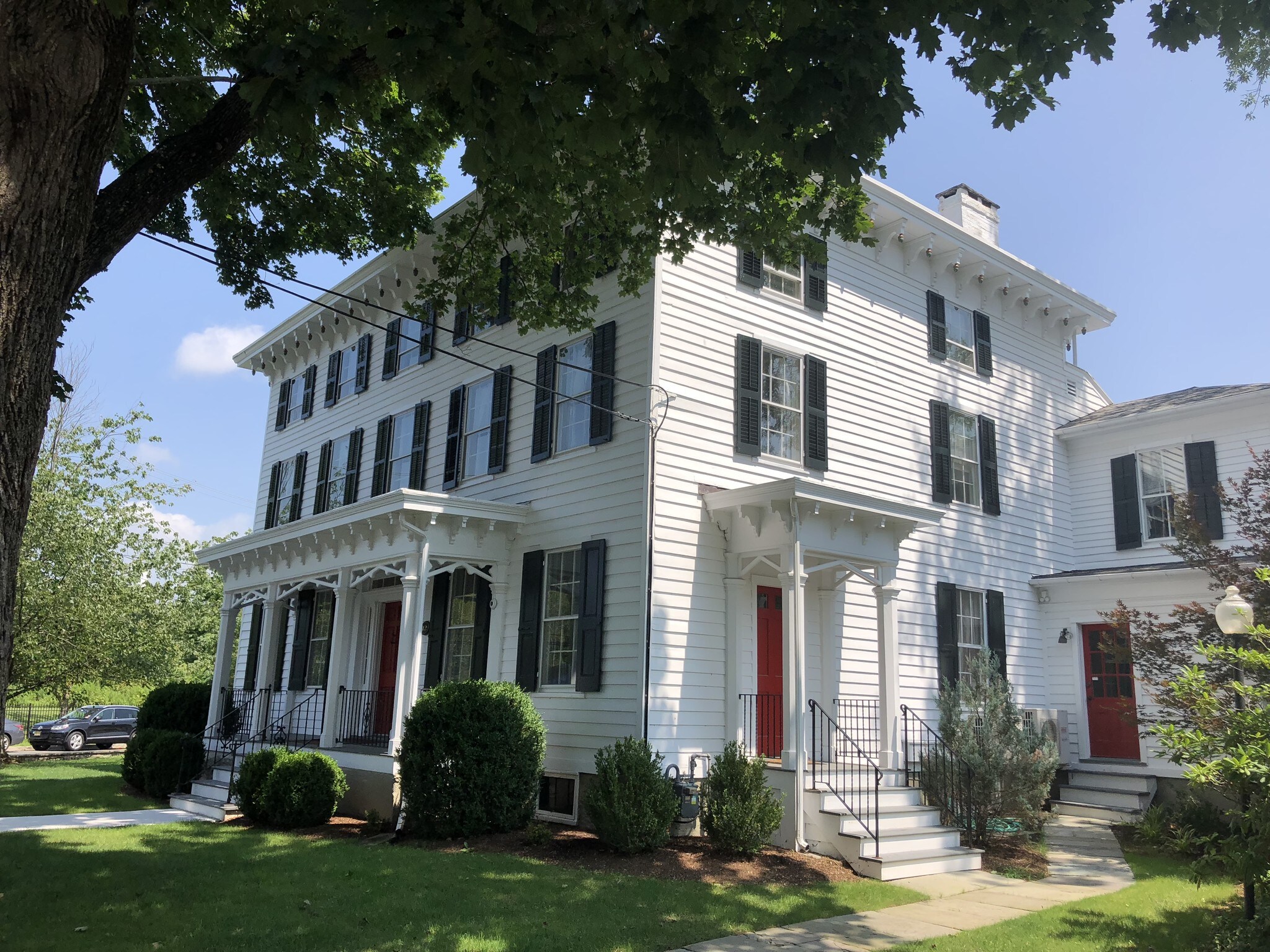 12 Lower Center St, Clinton, NJ à louer Photo de l’immeuble– Image 1 sur 15