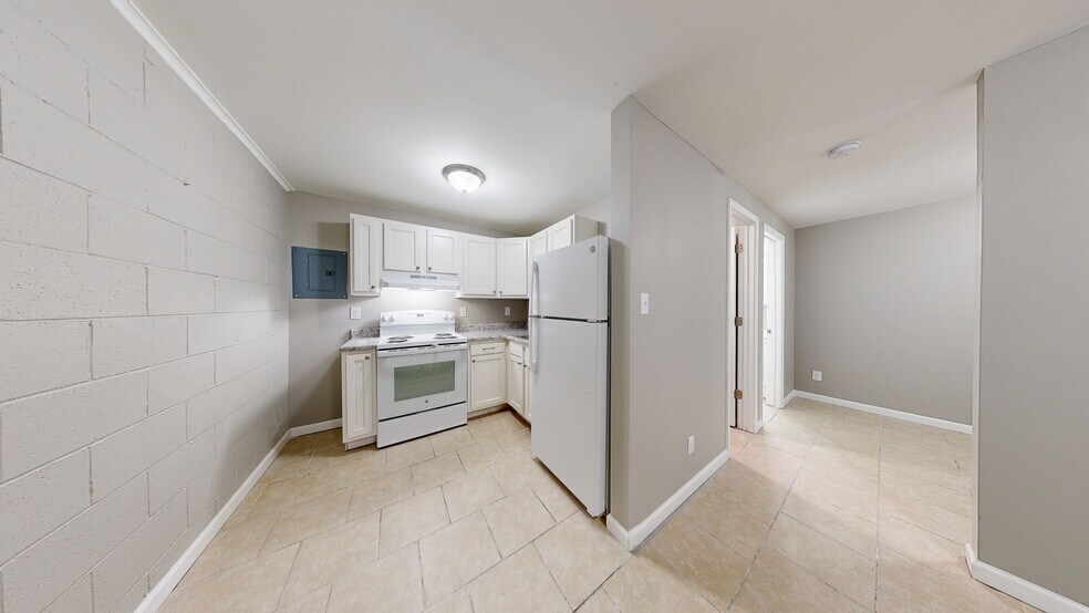 1750 N Green St, Henderson, KY à vendre - Numérisation 3D Matterport – Image 3 sur 15