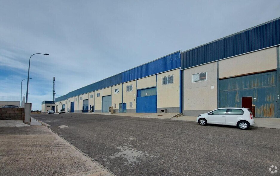 Industriel/Logistique dans Yuncler, Toledo à vendre - Photo de l’immeuble – Image 1 sur 4