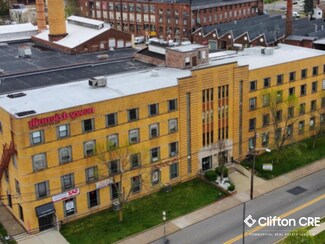 Plus de détails pour 70 Outwater Ln, Garfield, NJ - Bureau à louer