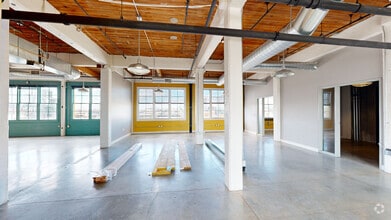 107 SE Washington St, Portland, OR à louer Numérisation 3D Matterport– Image 1 sur 4