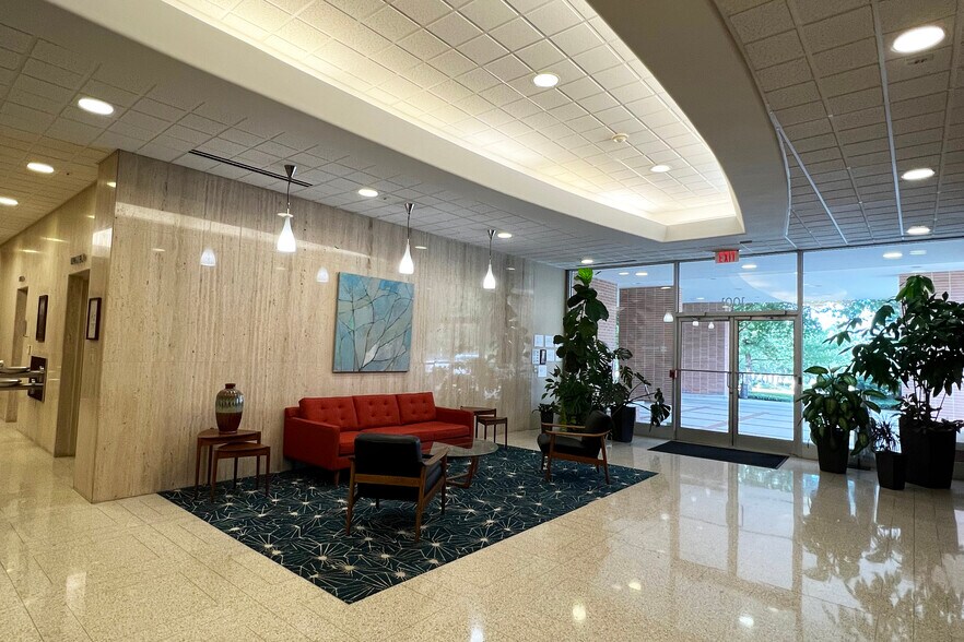 1001 Wade Ave, Raleigh, NC à louer - Photo intérieure – Image 1 sur 7
