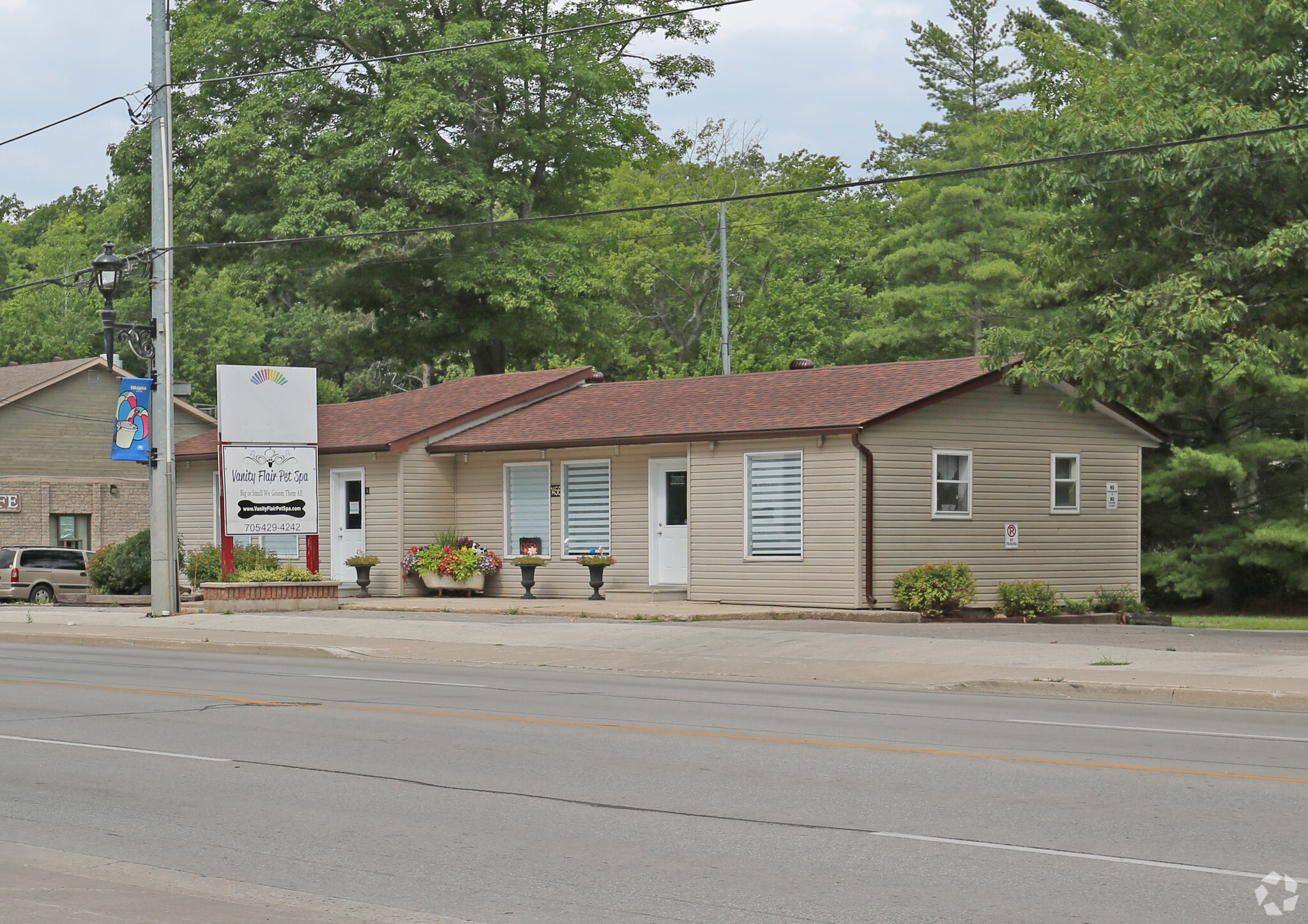 1456 Mosley St, Wasaga Beach, ON à vendre Photo principale– Image 1 sur 3