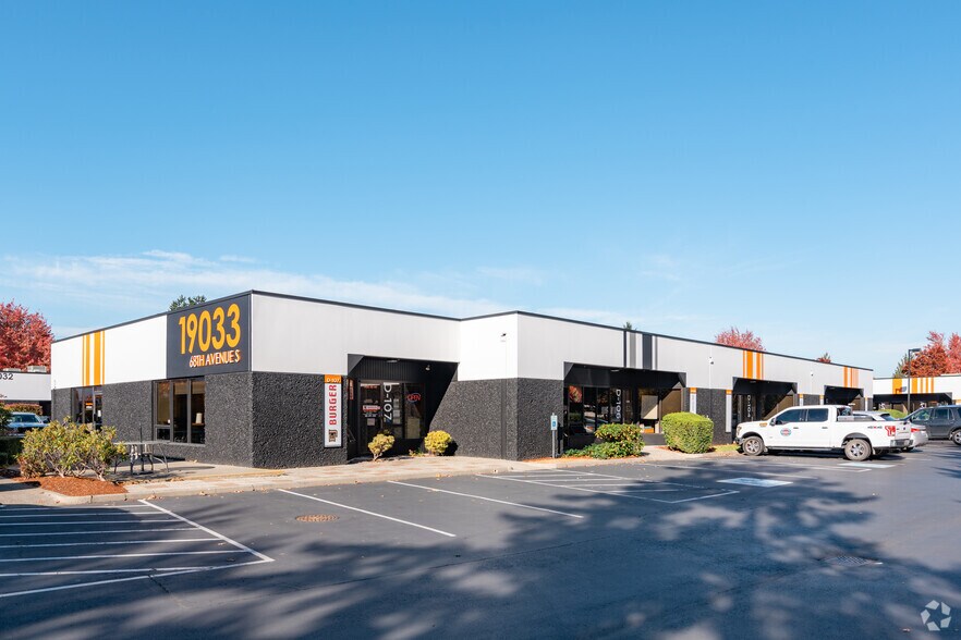 19033 68th Ave S, Kent, WA à louer - Photo principale – Image 1 sur 3