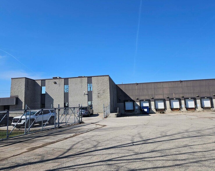 2080 Piper Ln, London, ON à louer - Photo de l’immeuble – Image 1 sur 1