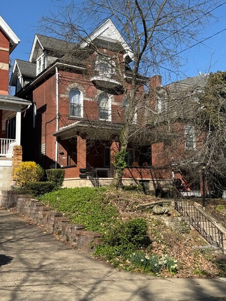 1036 Murray Hill Ave, Pittsburgh, PA à vendre - Photo principale – Image 1 sur 1