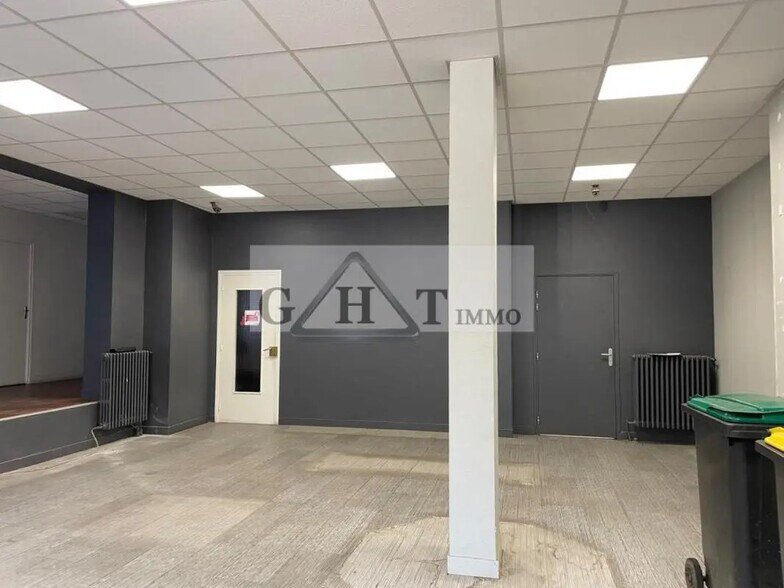 Local commercial dans Cachan à vendre - Photo intérieure – Image 3 sur 6