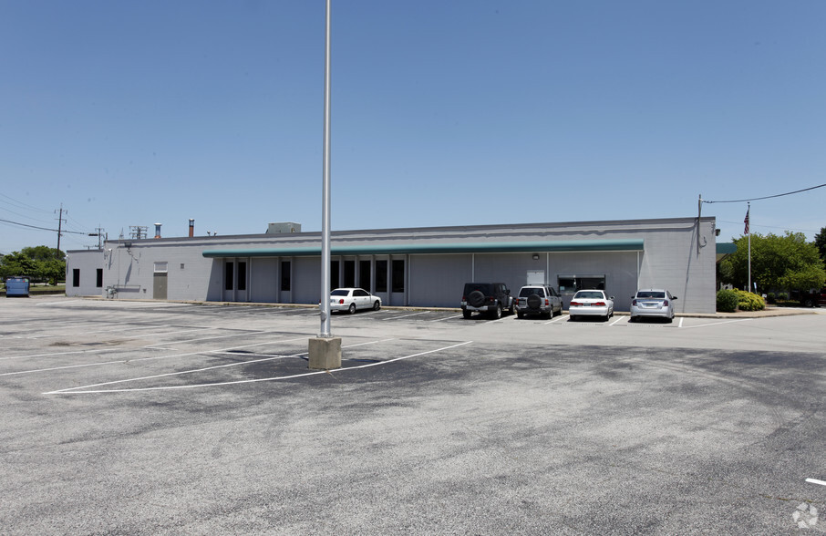 750 Massman Dr, Nashville, TN à louer - Photo de l’immeuble – Image 3 sur 4