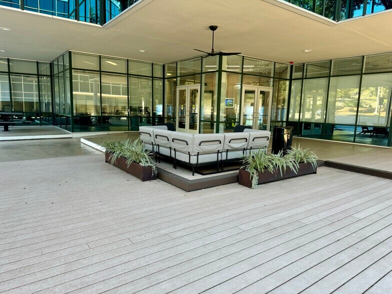 1120 Capital Of Texas Hwy S, Austin, TX à louer - Photo de l’immeuble – Image 3 sur 12