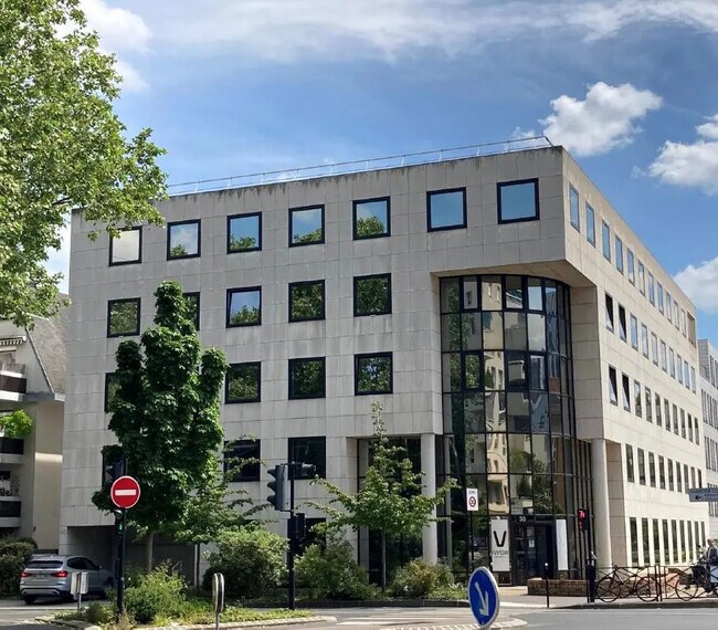 Plus de détails pour 38-40 Rue Victor Hugo, Courbevoie - Bureau à louer