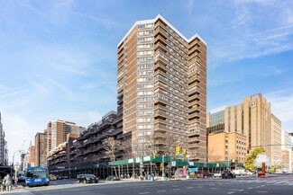 Plus de détails pour 333 E 23rd St, New York, NY - Local commercial à louer