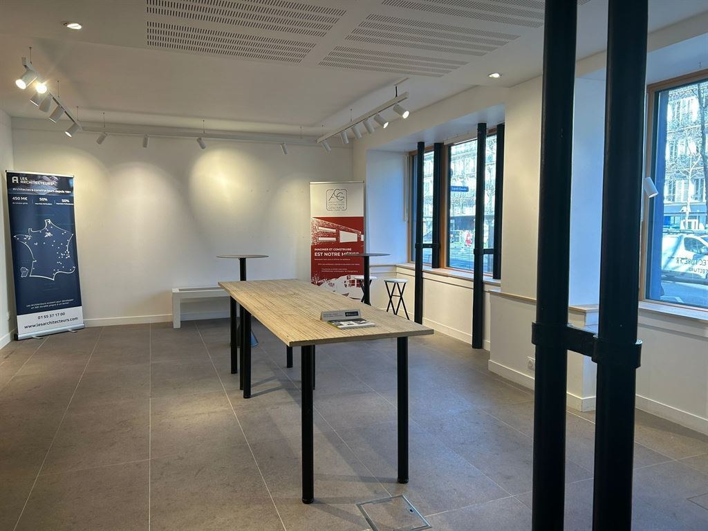 Local commercial dans Paris à louer Photo intérieure– Image 1 sur 8