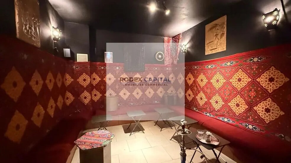 Local commercial dans Paris à louer - Photo intérieure – Image 2 sur 2