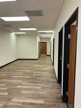 5700 Corsa Ave, Westlake Village, CA à louer Photo intérieure– Image 2 sur 5