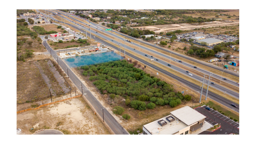 NWQ Loop 410 & Roosevelt Ave, San Antonio, TX à vendre - Photo principale – Image 1 sur 5