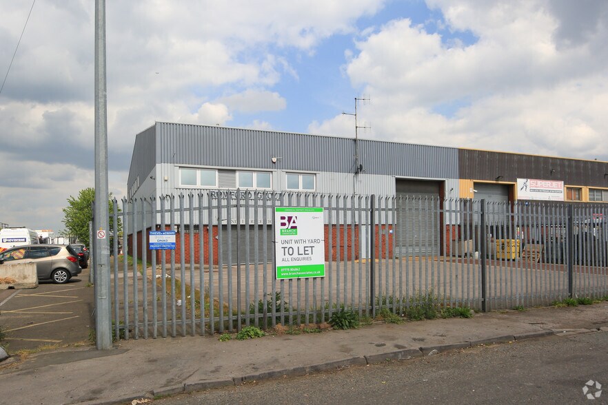 Thurrock Park Way, Tilbury à vendre - Photo de l’immeuble – Image 2 sur 2