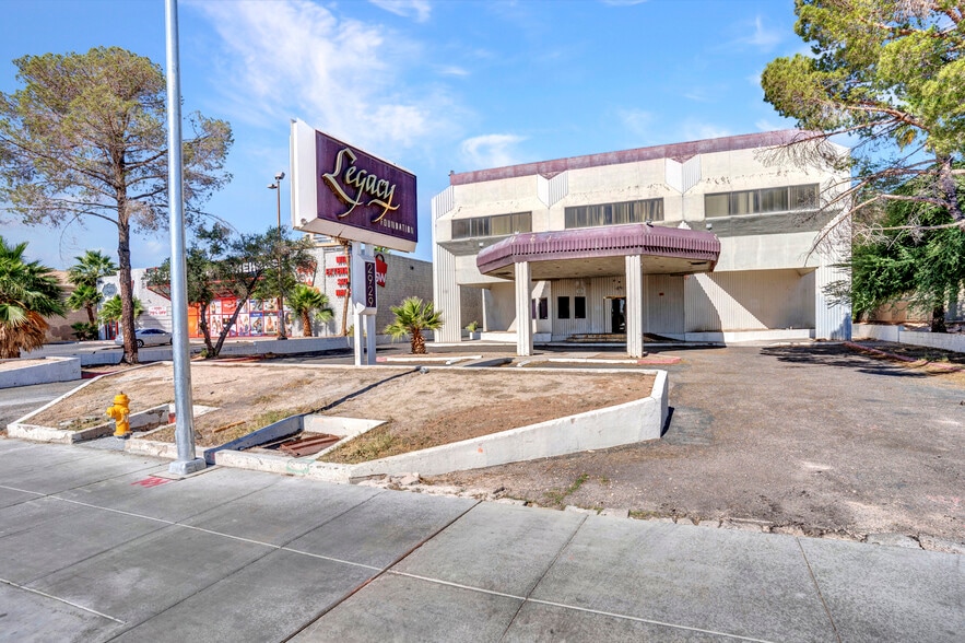 2929 S Maryland Pky, Las Vegas, NV à vendre - Photo de l’immeuble – Image 3 sur 25