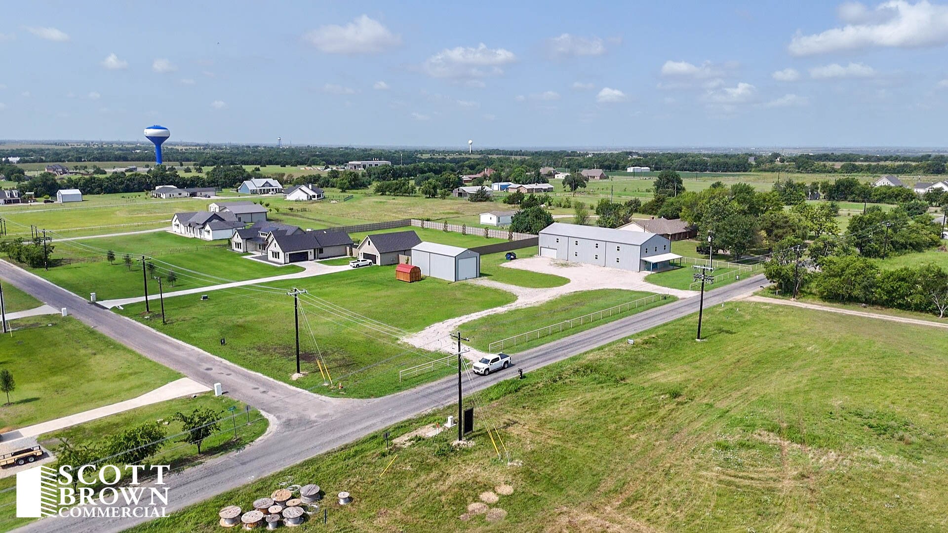 1404 McConnell Rd, Gunter, TX à vendre Photo principale– Image 1 sur 27