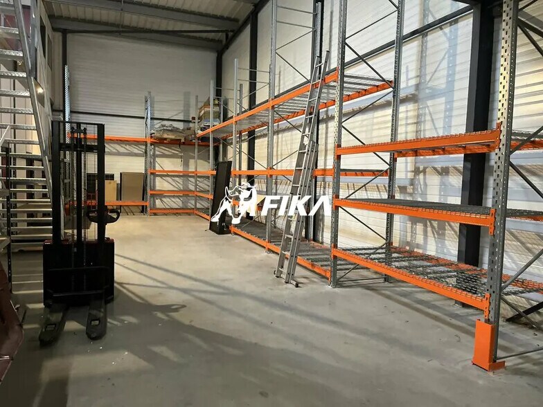 Local d'activités dans Muret à vendre - Photo intérieure – Image 2 sur 8
