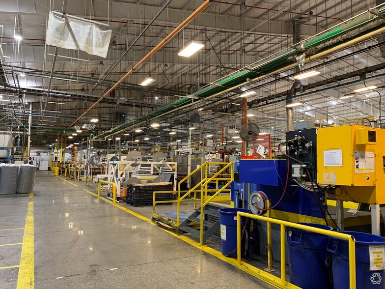 850 Industrial Rd, Madisonville, KY à louer - Photo intérieure – Image 2 sur 65