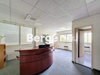 Plus de détails pour Bureau à louer