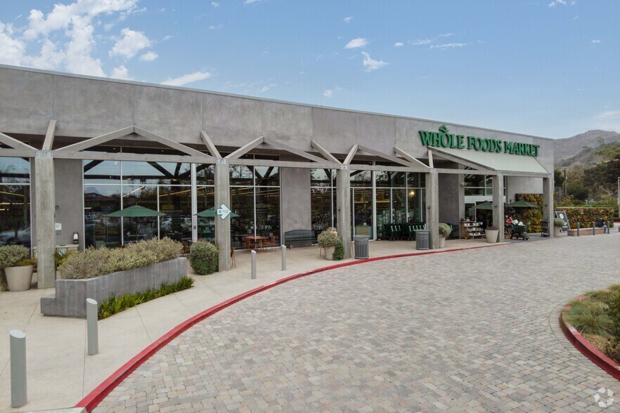 3705 Cross Creek Rd, Malibu, CA à vendre - Photo de l’immeuble – Image 2 sur 10