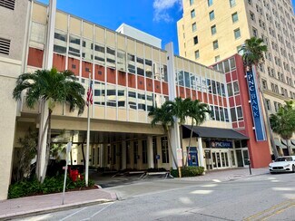 Plus de détails pour 218 Datura St, West Palm Beach, FL - Bureau à louer