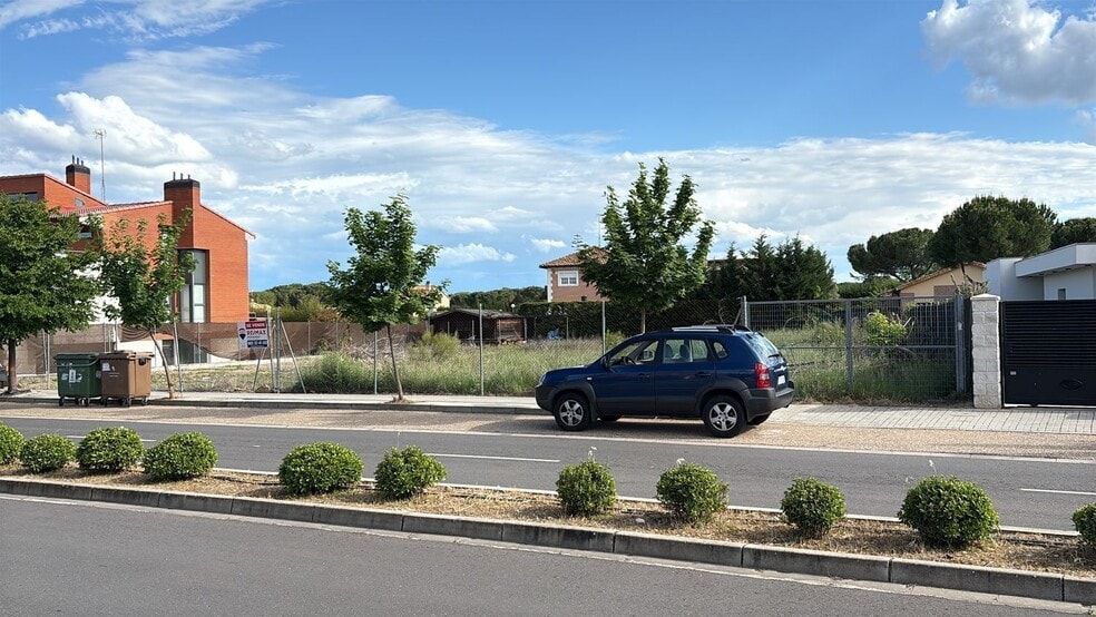 Avenida de las Navas, 50, Aldeamayor de San Martín, Valladolid à vendre - Photo de l’immeuble – Image 1 sur 20