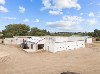 Plus de détails pour 8889 Oakwood Ave, Neenah, WI - Industriel/Logistique à vendre