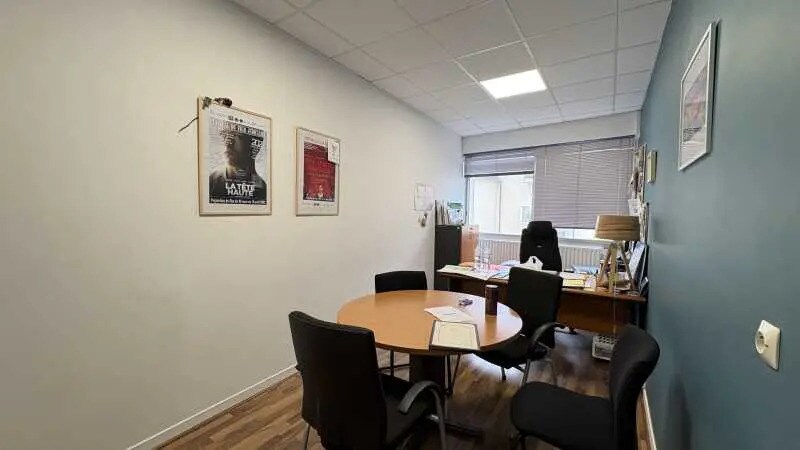 Bureau dans Orléans à louer - Photo de l’immeuble – Image 3 sur 7