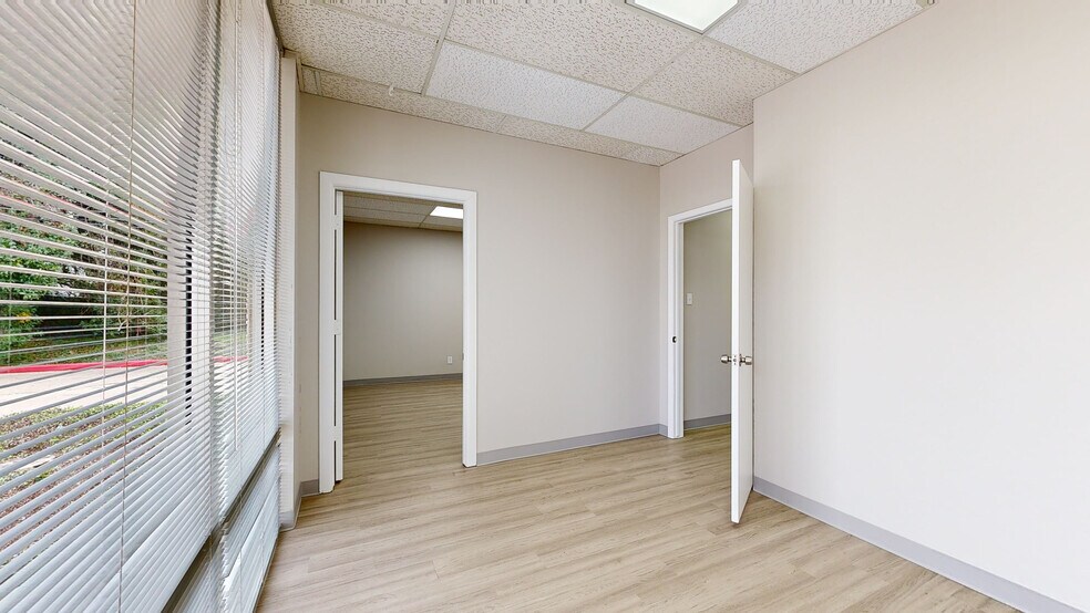 5151 Mitchelldale St, Houston, TX à louer - Numérisation 3D Matterport – Image 3 sur 22