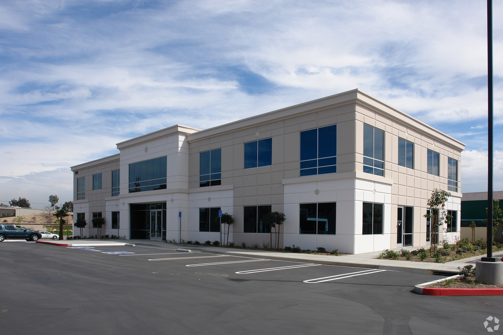 1202 Bristol St, Costa Mesa, CA à vendre Photo principale– Image 1 sur 4