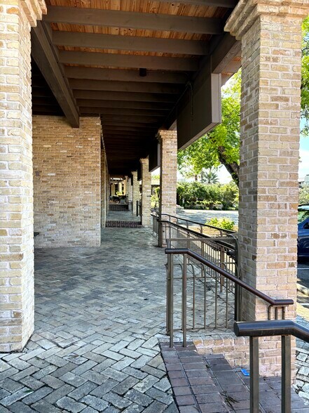 5800 Broadway St, San Antonio, TX à louer - Photo de l’immeuble – Image 2 sur 12