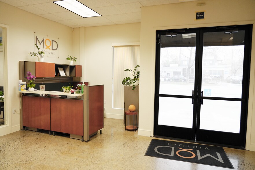 3001 E St, Sacramento, CA à louer - Hall d’entrée – Image 3 sur 12