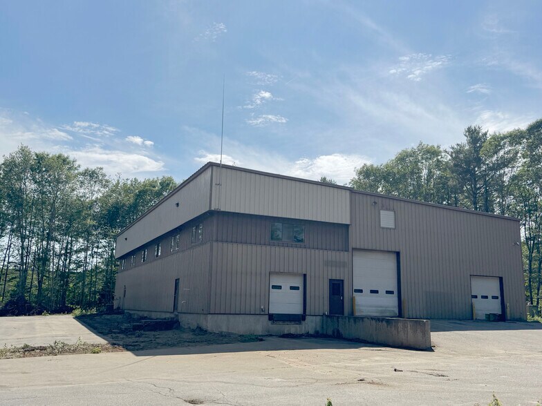 7 Industrial Pky, Brunswick, ME à louer - Photo de l’immeuble – Image 2 sur 4