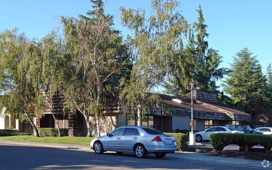 2522 Grand Canal Blvd, Stockton, CA à louer - Photo de l’immeuble – Image 2 sur 7