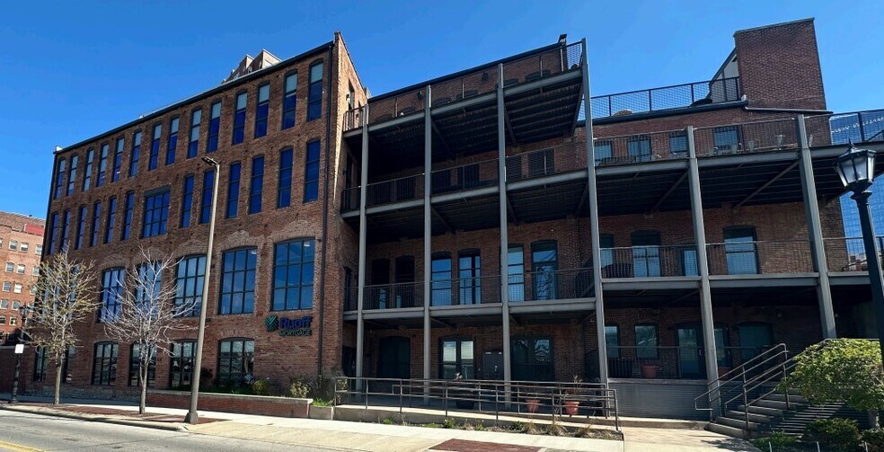 1400 W 10th St, Cleveland, OH à louer - Photo de l’immeuble – Image 2 sur 29