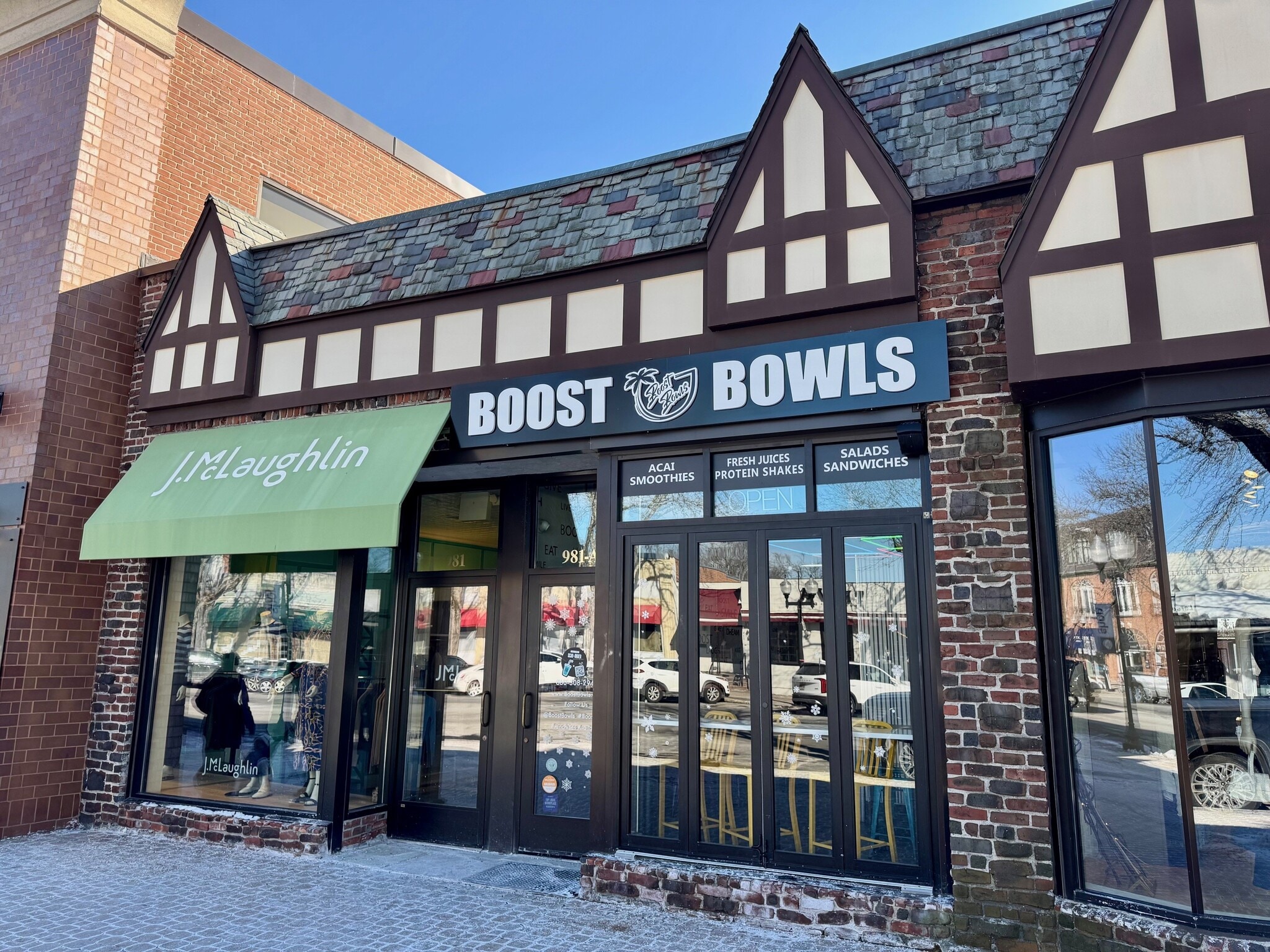 981-985 Farmington Ave, West Hartford, CT à louer Photo intérieure– Image 1 sur 4