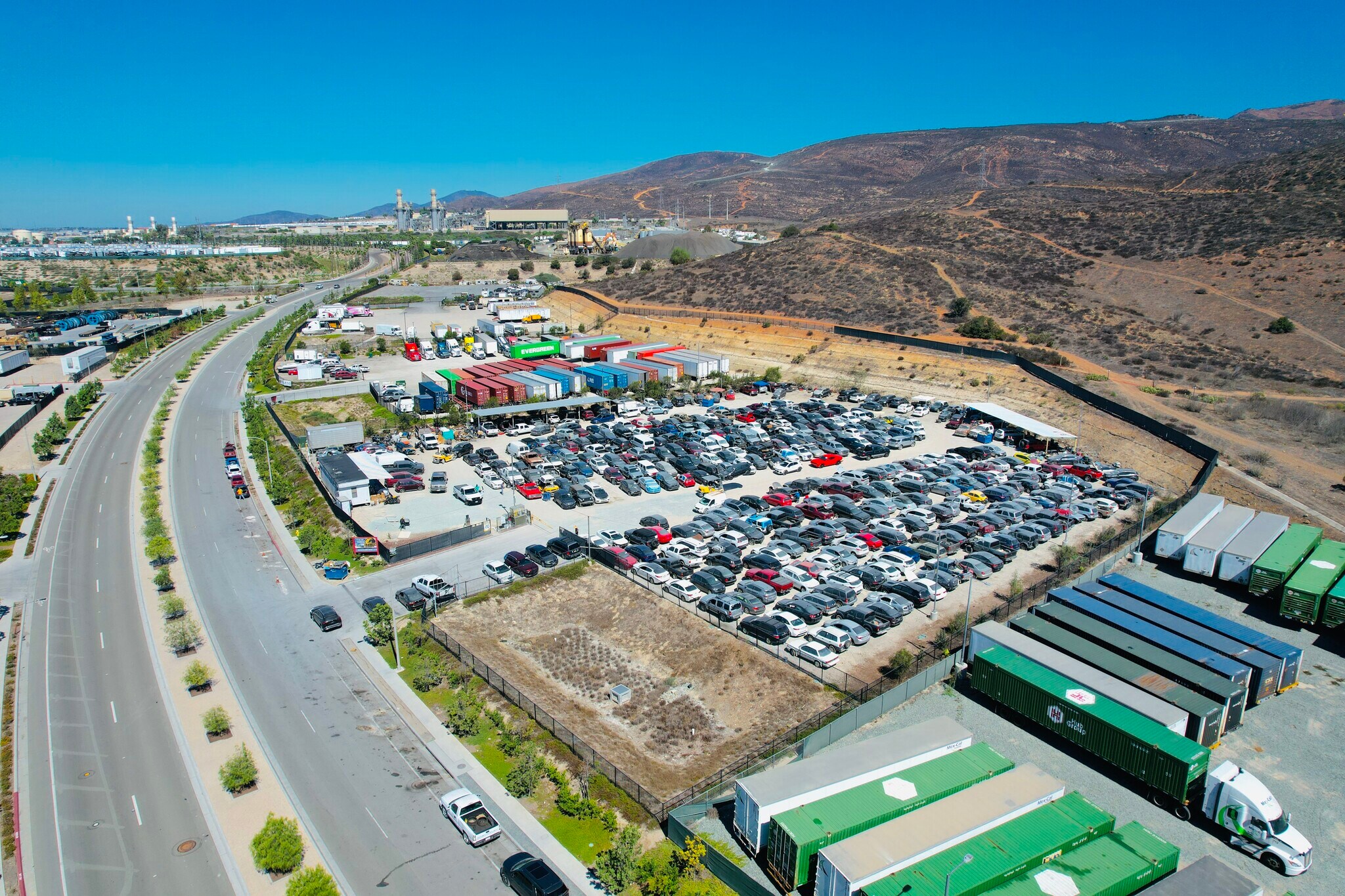 7680 Paseo De La Fuente, San Diego, CA à vendre Photo de l’immeuble– Image 1 sur 4