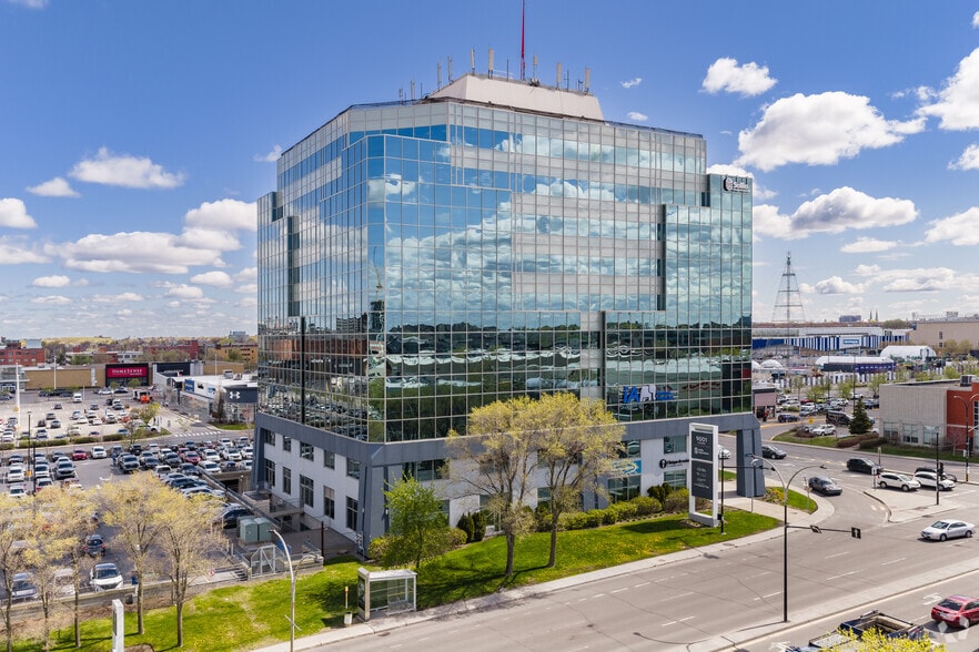 9001 Boul De L'acadie, Montréal, QC à louer - Photo de l’immeuble – Image 2 sur 15