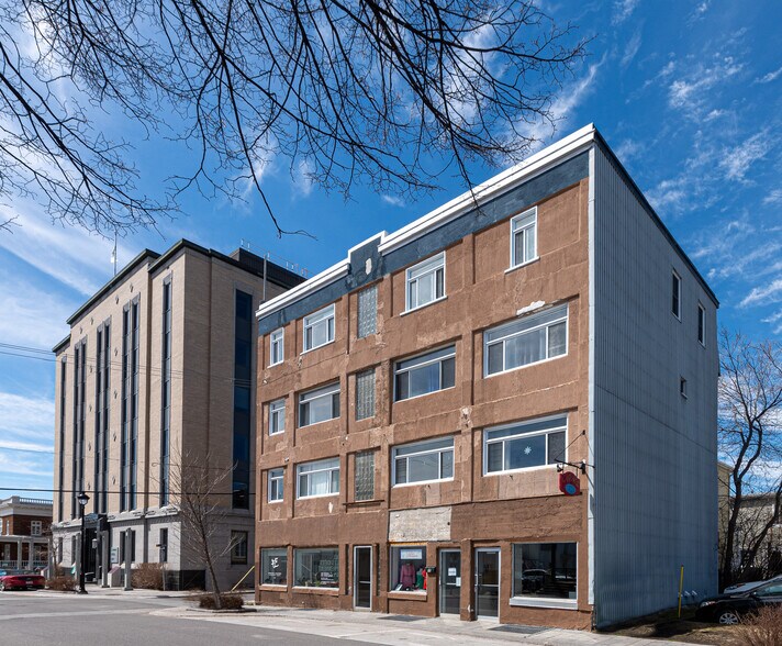 71-77 Av. Bégin, Lévis, QC à vendre - Photo principale – Image 1 sur 1