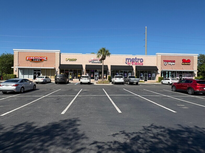 121 Howland Blvd, Deltona, FL à vendre - Photo de l’immeuble – Image 1 sur 7