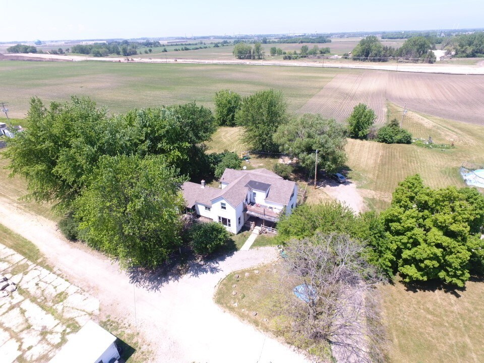202 72nd Ave, Kenosha, WI à vendre Photo principale– Image 1 sur 23