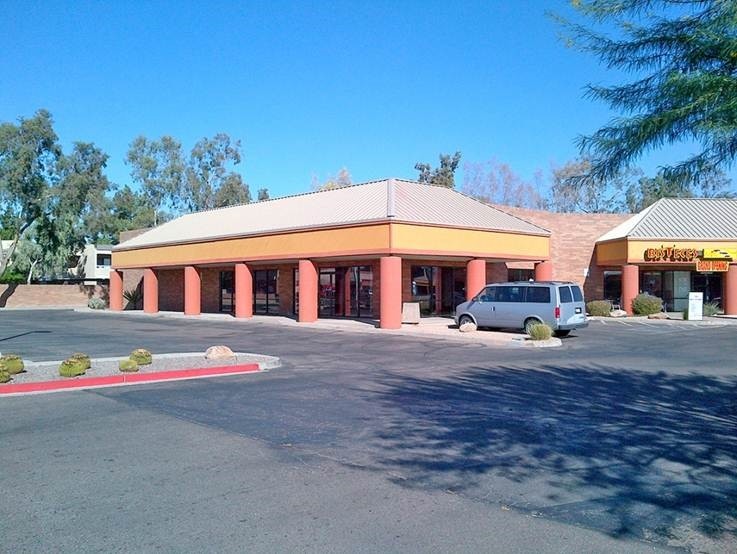 10625 N 43rd Ave, Phoenix, AZ à louer - Photo de l’immeuble – Image 3 sur 6