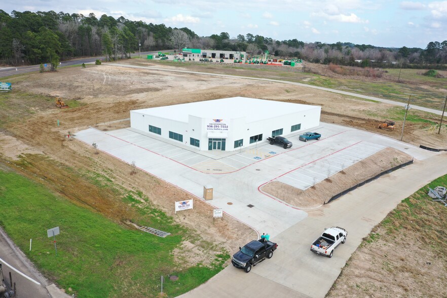 966 State Highway 19, Huntsville, TX à vendre - Photo de l’immeuble – Image 1 sur 9