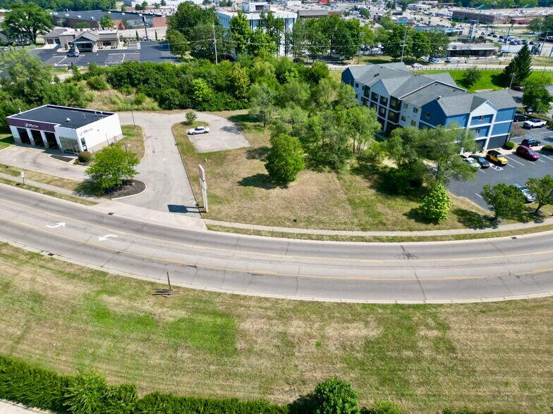 6770 Roosevelt Pky, Middletown, OH à vendre - Photo de l’immeuble – Image 2 sur 8
