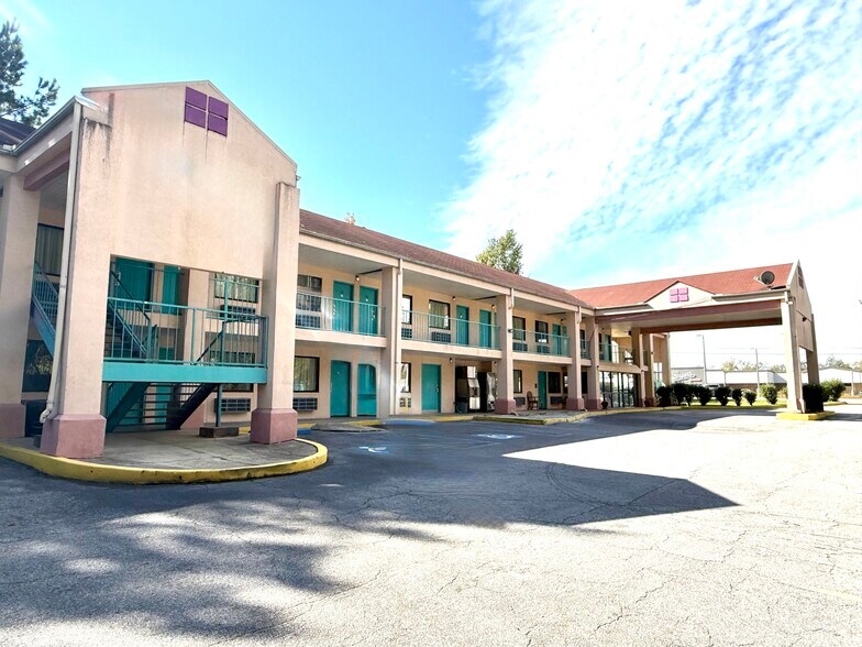 547 Archusa Ave, Quitman, MS à vendre - Photo de l’immeuble – Image 3 sur 22