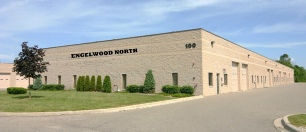 40 Engelwood Dr, Lake Orion, MI à louer - Photo de l’immeuble – Image 1 sur 4